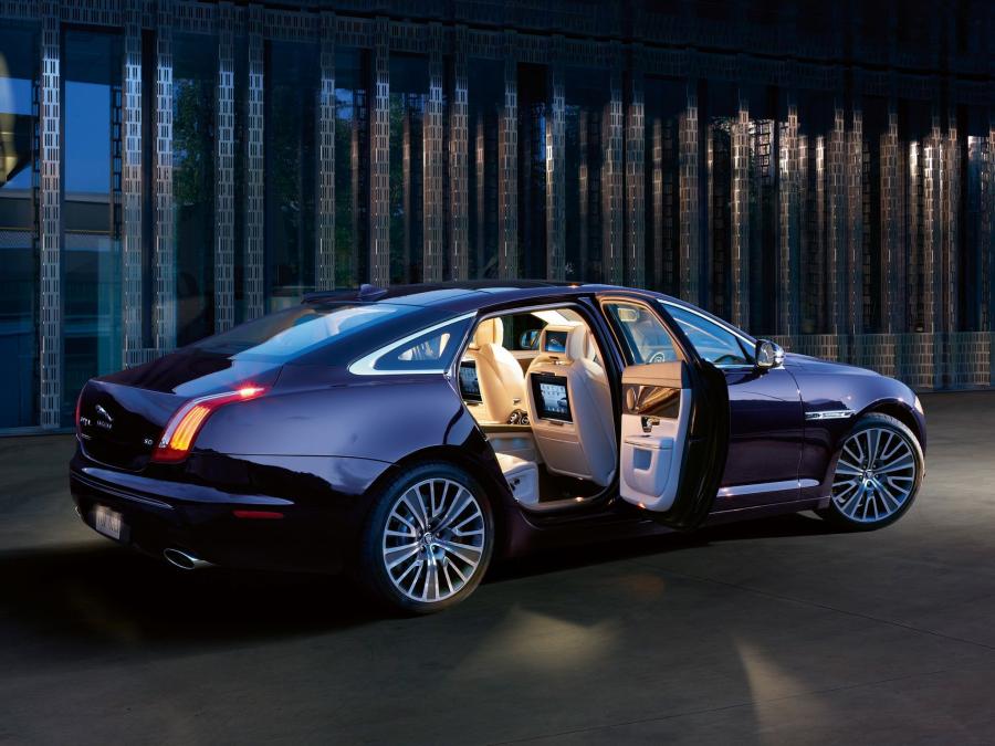  Jaguar XJ Ultimate 2012 года  (фото 7 из 54)